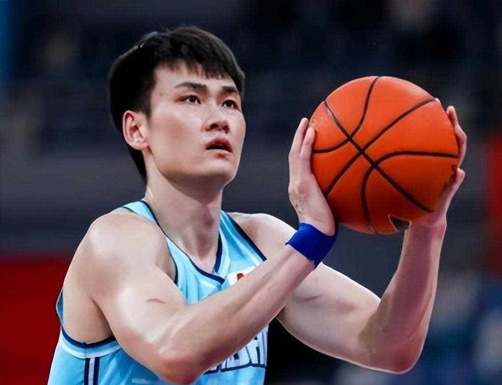 青海男篮顽强拼搏，取得胜利的简单介绍